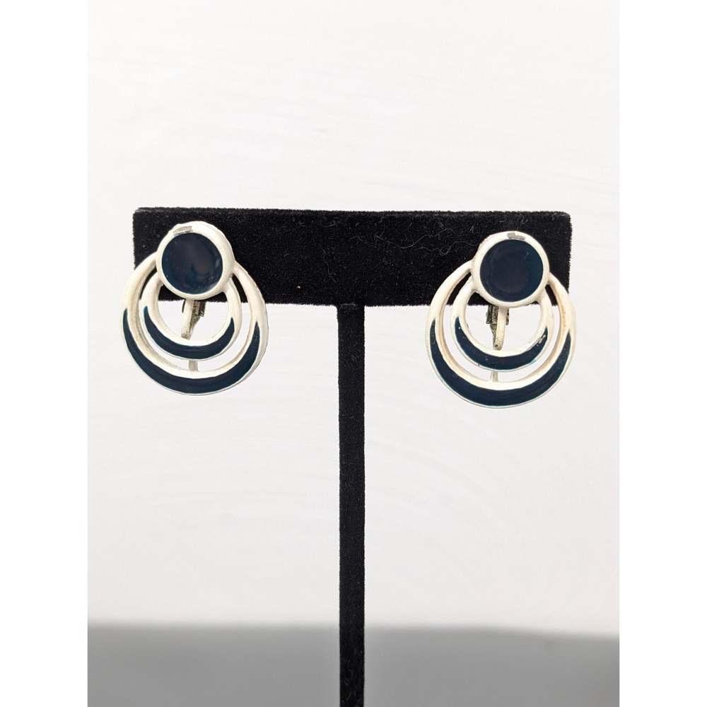 Vintage Navy Blue White Enamel Hoop Drop Earrings Clip On Mod